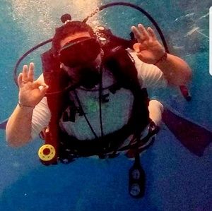 Meet your Posher, Jhess